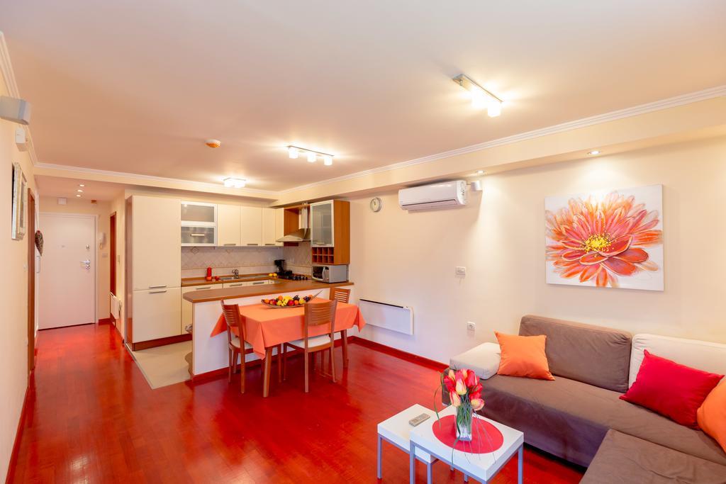 Leona & Borna'S Central Lapad Suites Dubrownik Zewnętrze zdjęcie