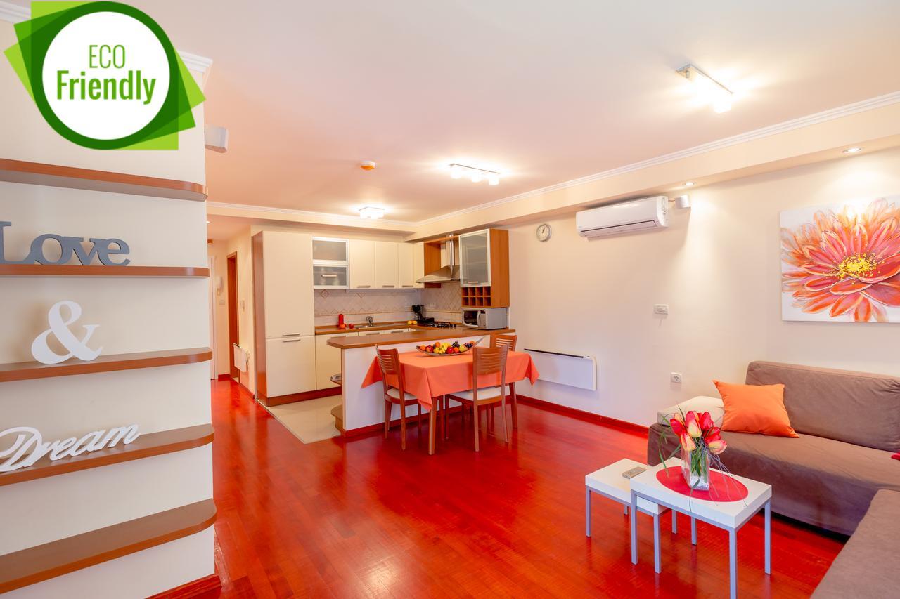 Leona & Borna'S Central Lapad Suites Dubrownik Zewnętrze zdjęcie
