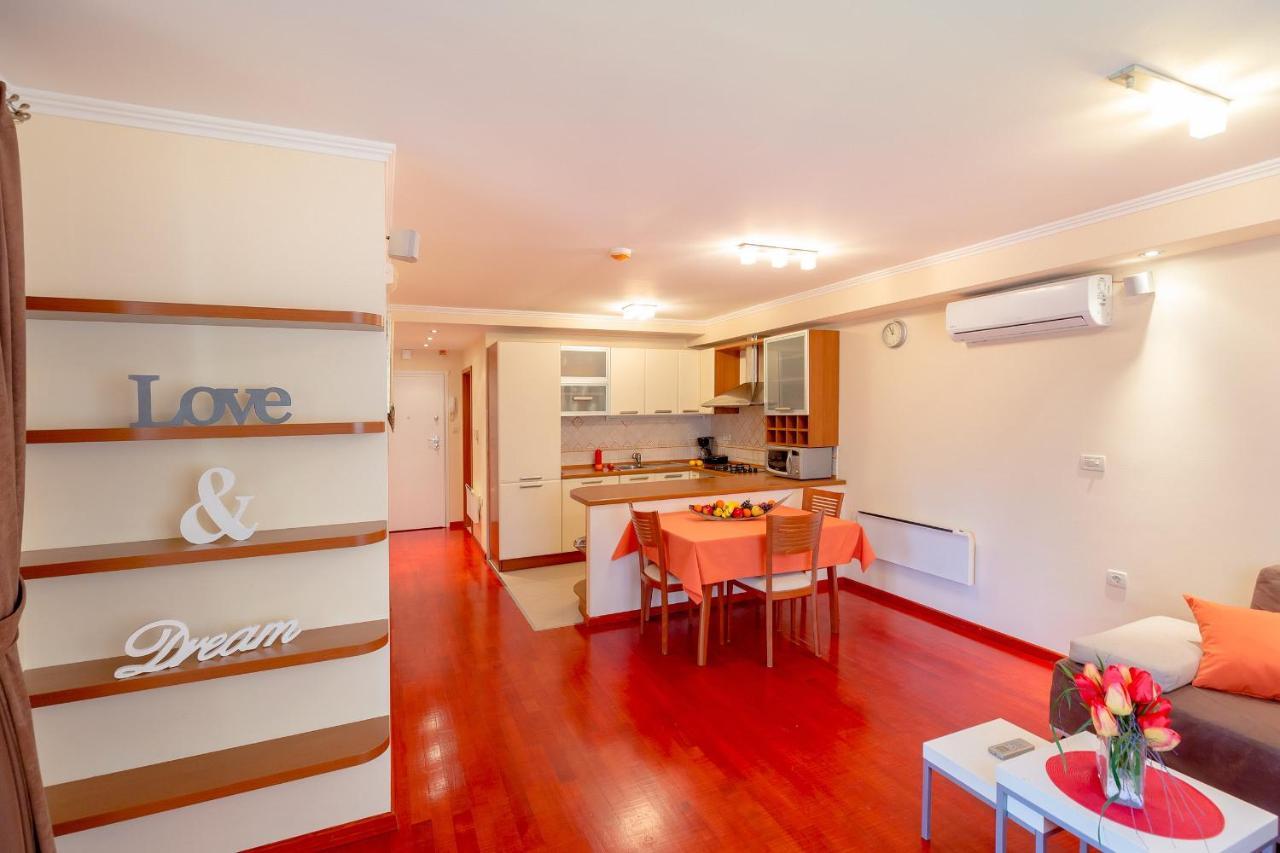 Leona & Borna'S Central Lapad Suites Dubrownik Zewnętrze zdjęcie