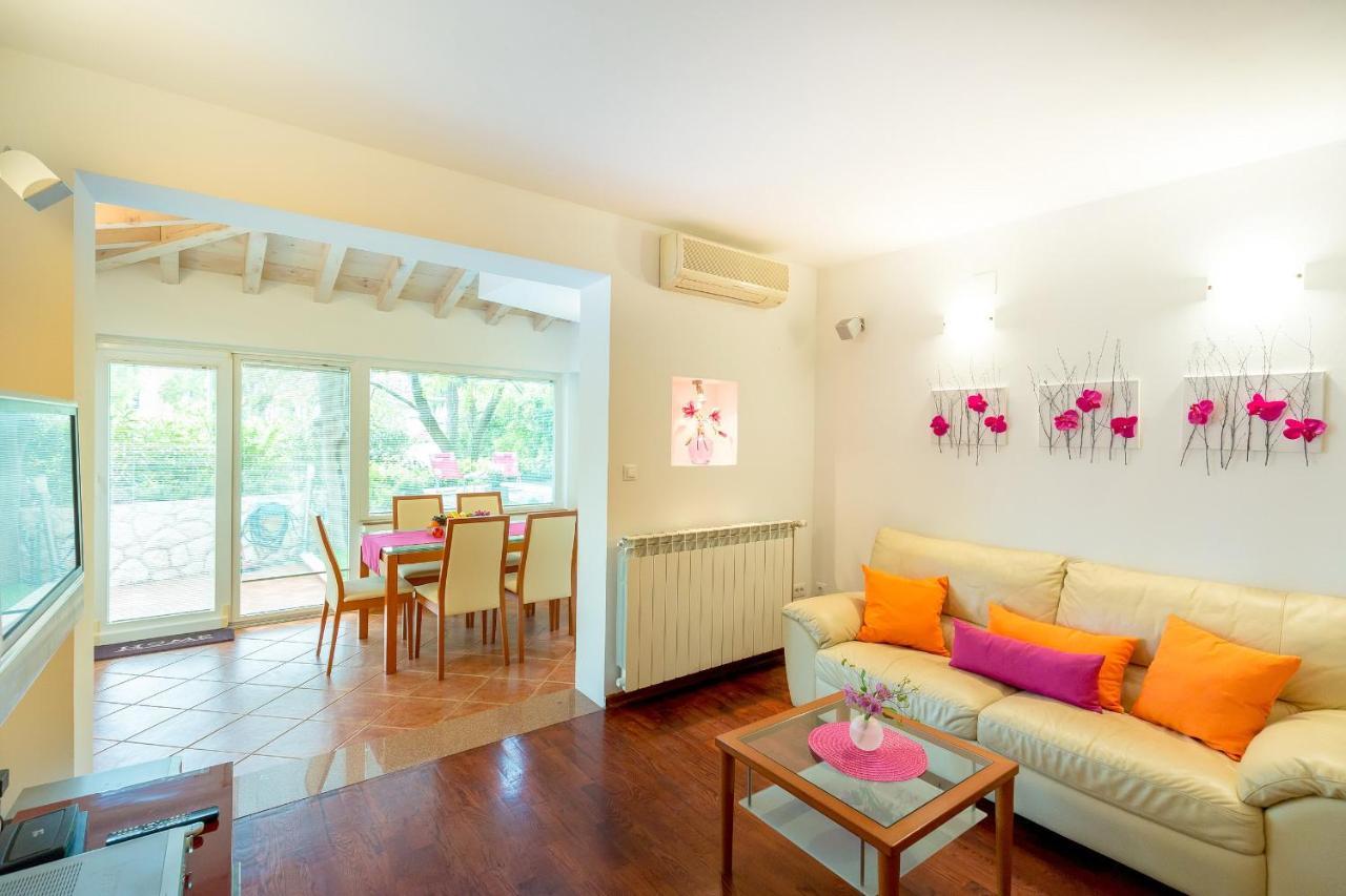 Leona & Borna'S Central Lapad Suites Dubrownik Zewnętrze zdjęcie