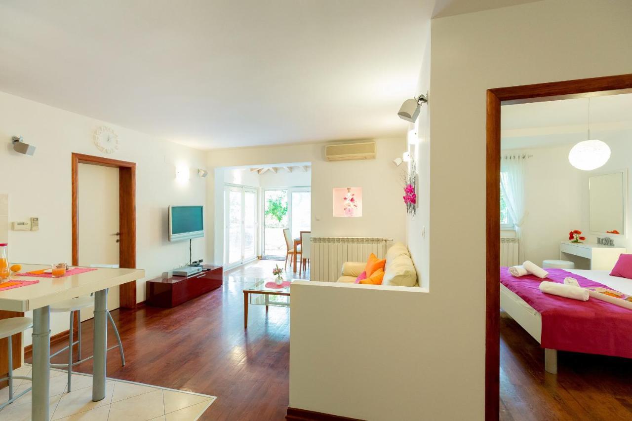 Leona & Borna'S Central Lapad Suites Dubrownik Zewnętrze zdjęcie